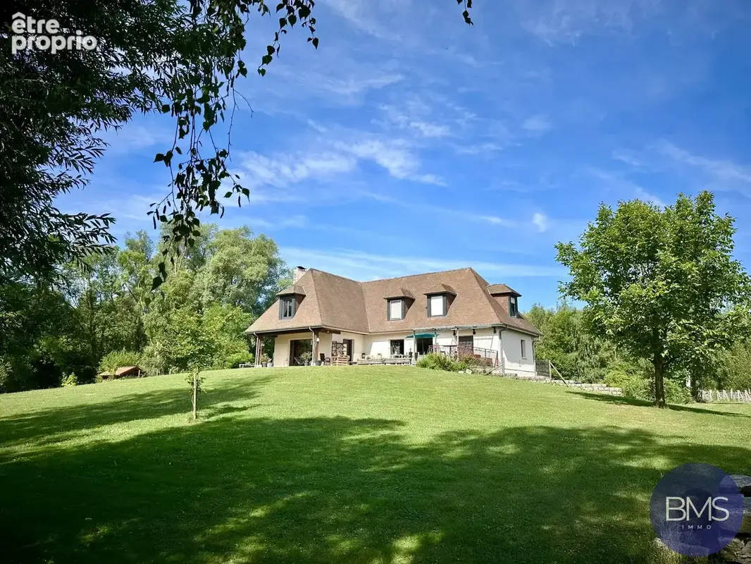 Maison 5 pièces 180 m² à vendre à Roost-Warendin (59286) - photo 2