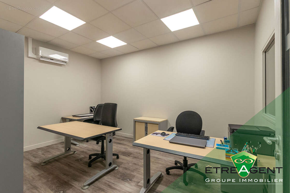 Commerce à MANTES-LA-VILLE