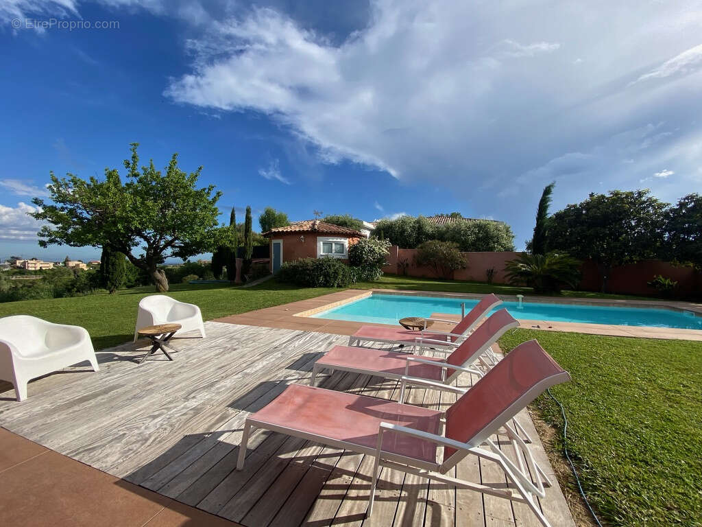 Maison à CAGNES-SUR-MER