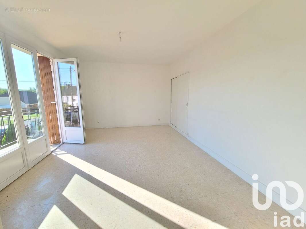 Photo 7 - Maison à NEUVILLE-SUR-VANNES