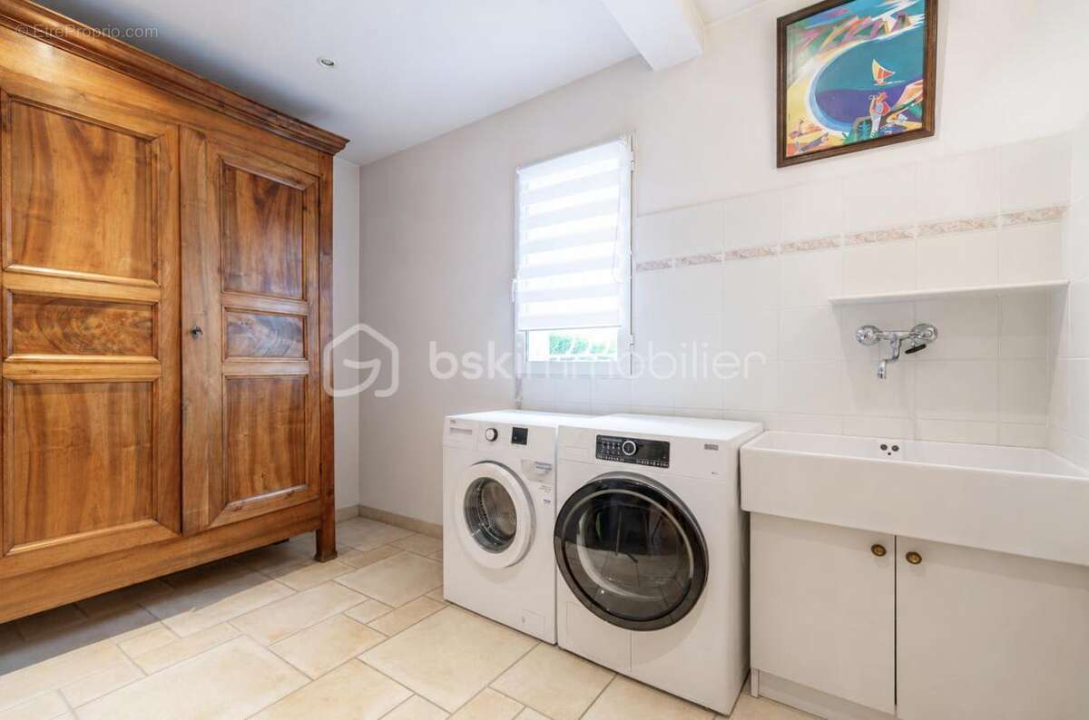 EXCLUSIVITE :  villa contemporaine 155 m2 + sous sol au calme et proche centre ville ALBERTVILLE - photo 17