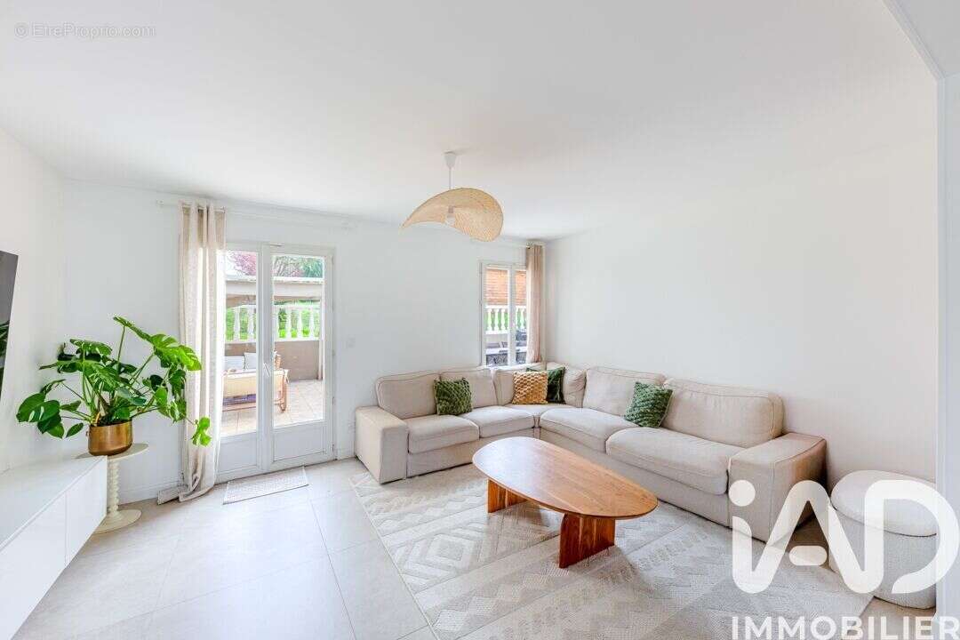 Photo 4 - Maison à PIERRELAYE