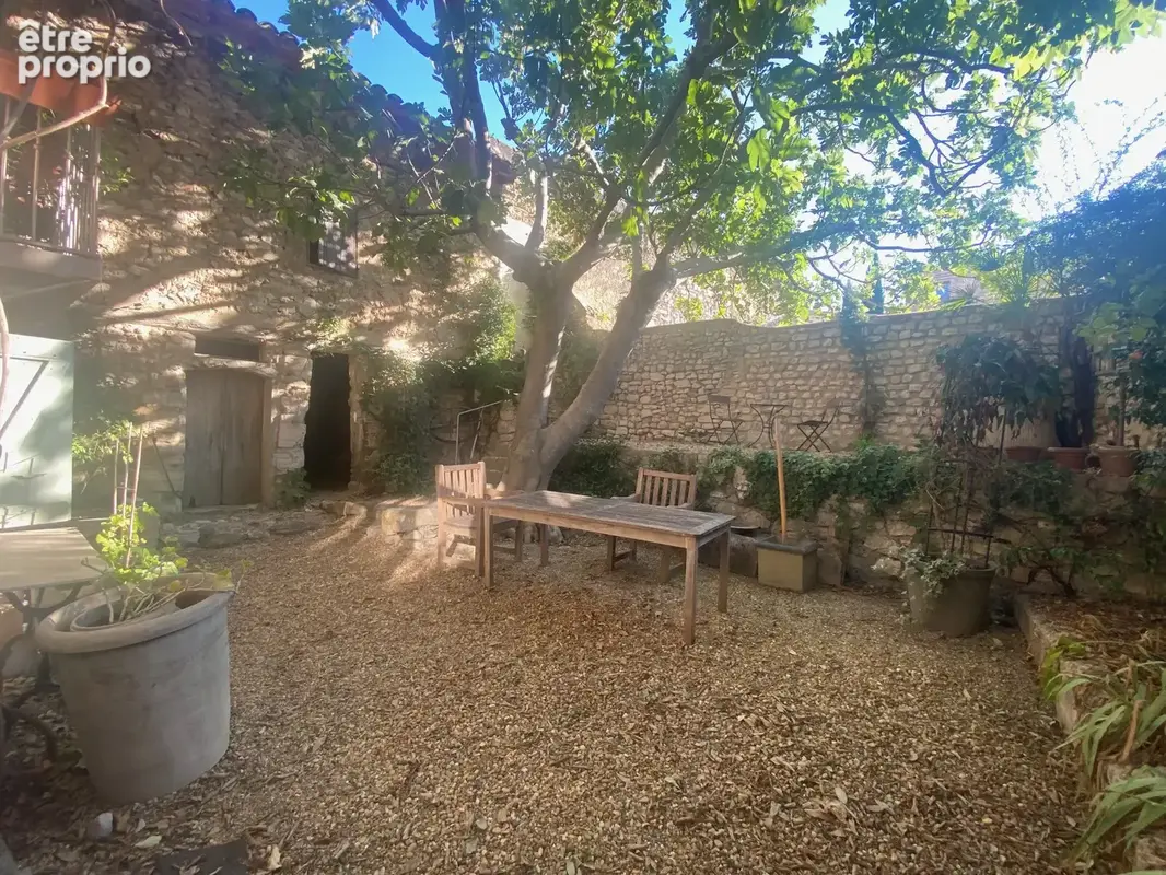 Maison de ville avec jardin et garage. - photo 11