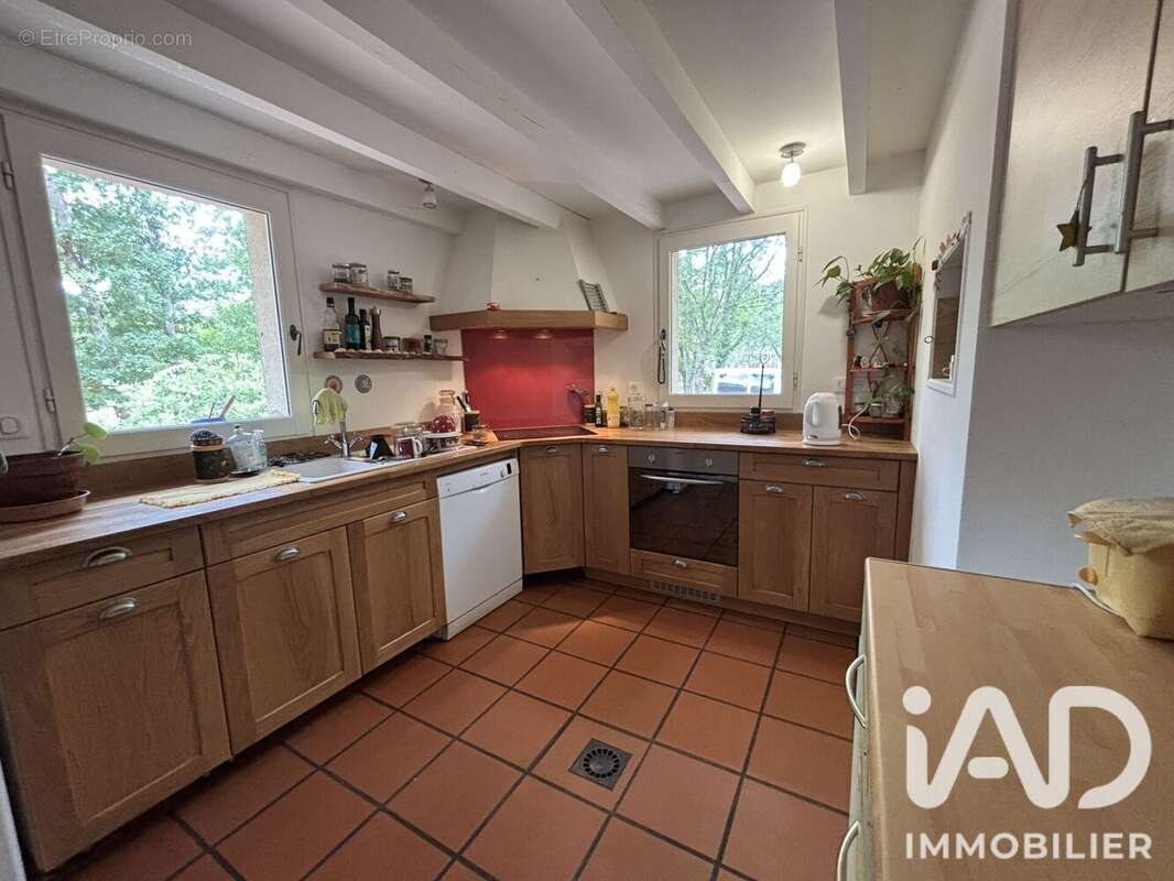 Maison 85 m² à Mezos  - photo 4