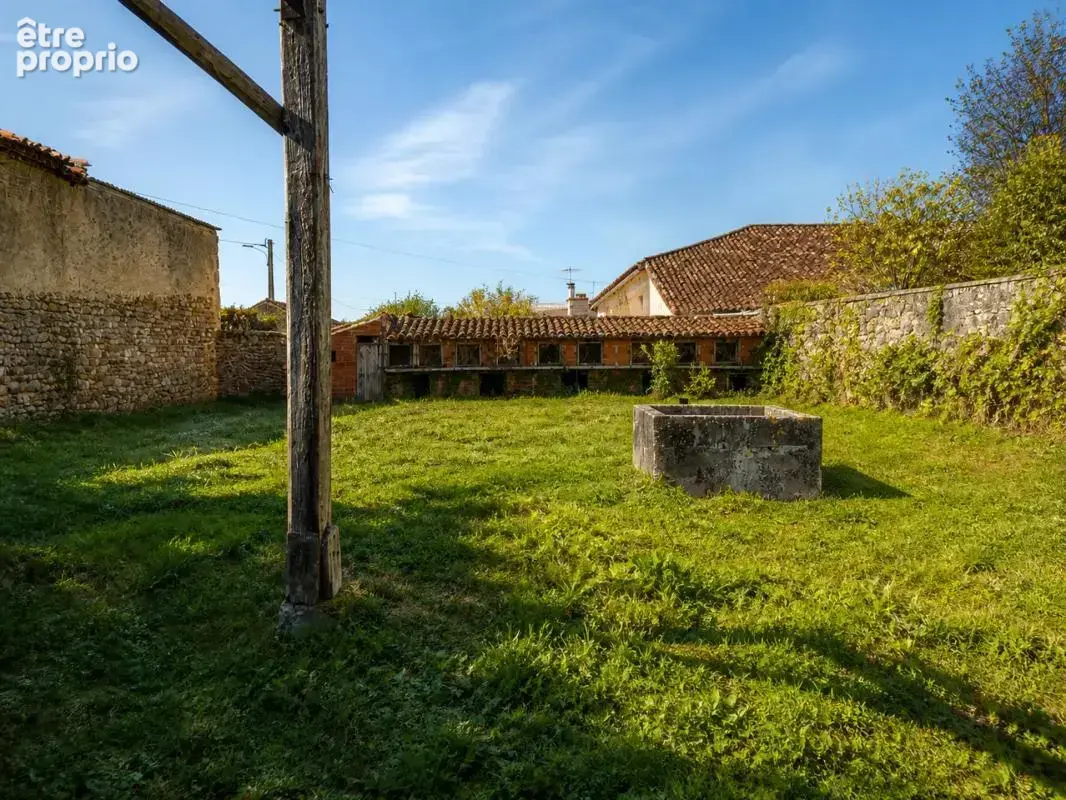 Maison de 85 m² - 5 pièces - MILLAC (86150) - photo 17