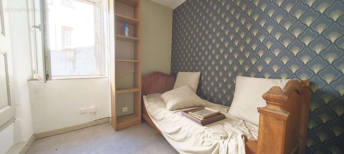 Maison à BAGNOLS-EN-FORET