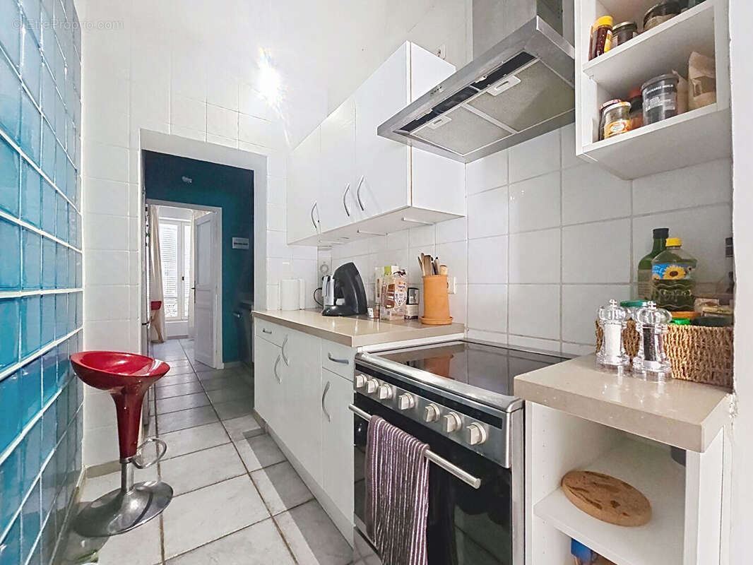 Avignon  Intra muros. Élégante maison de caractère avec terrasses, garage et appartement indépendant - photo 4