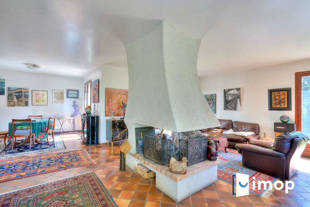 Maison à SOISY-SUR-SEINE