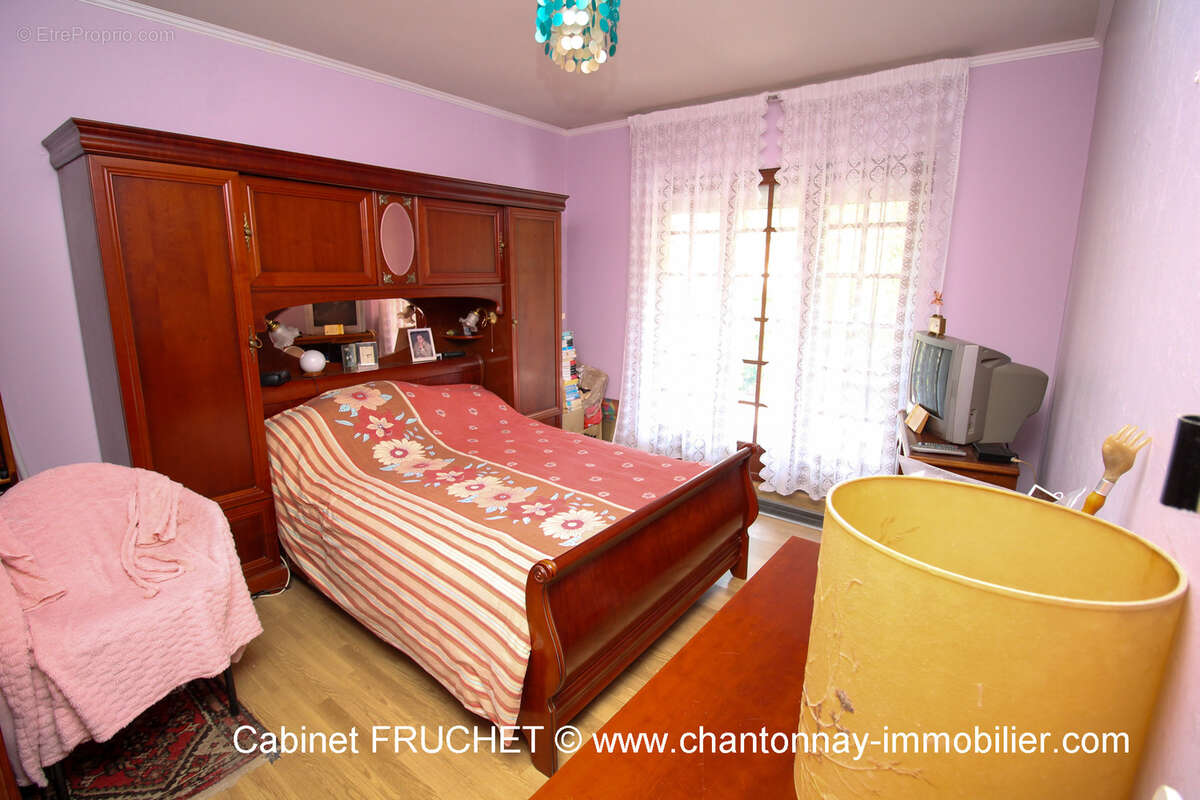 Maison à LA CAILLERE-SAINT-HILAIRE