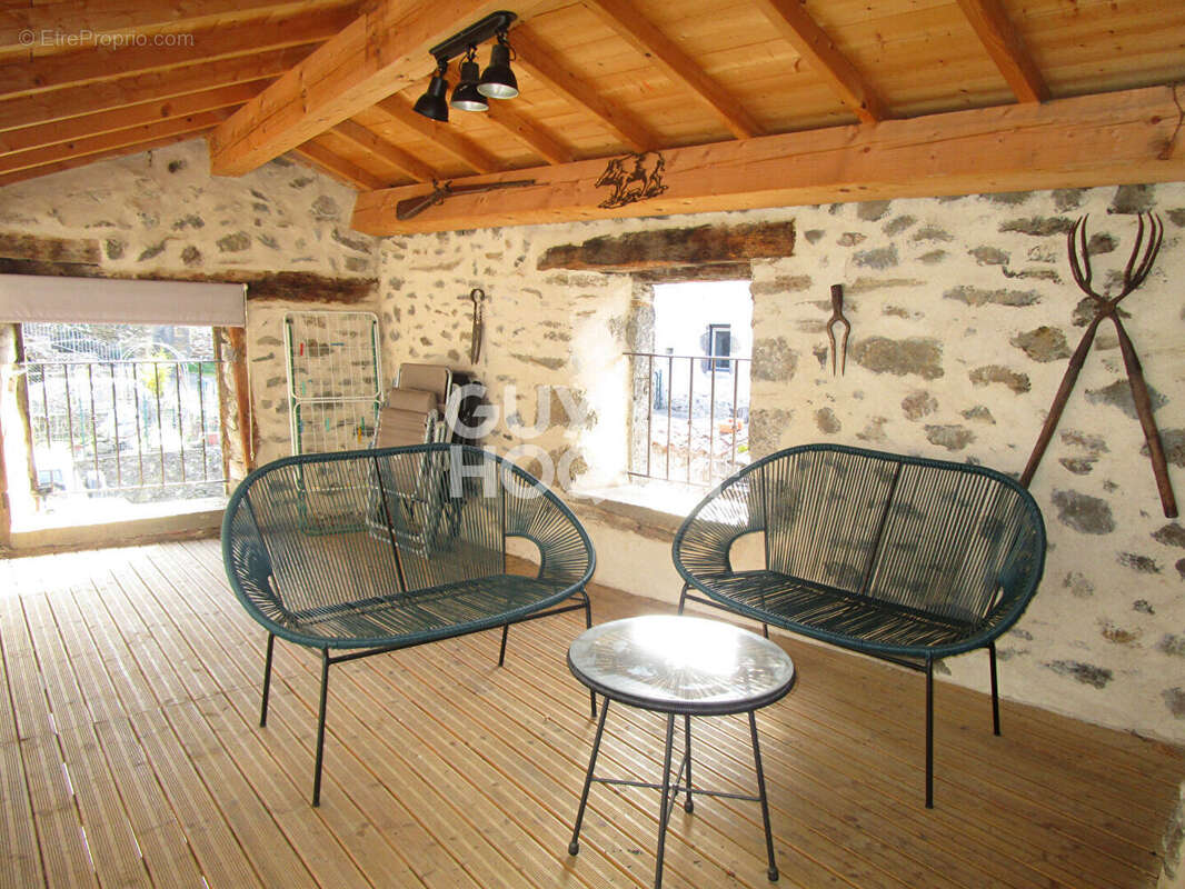 Maison à BLASSAC