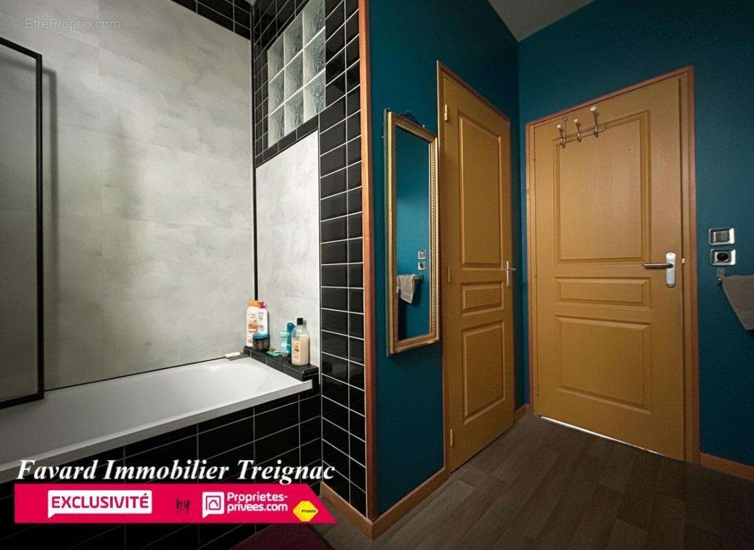 Maison à TREIGNAC