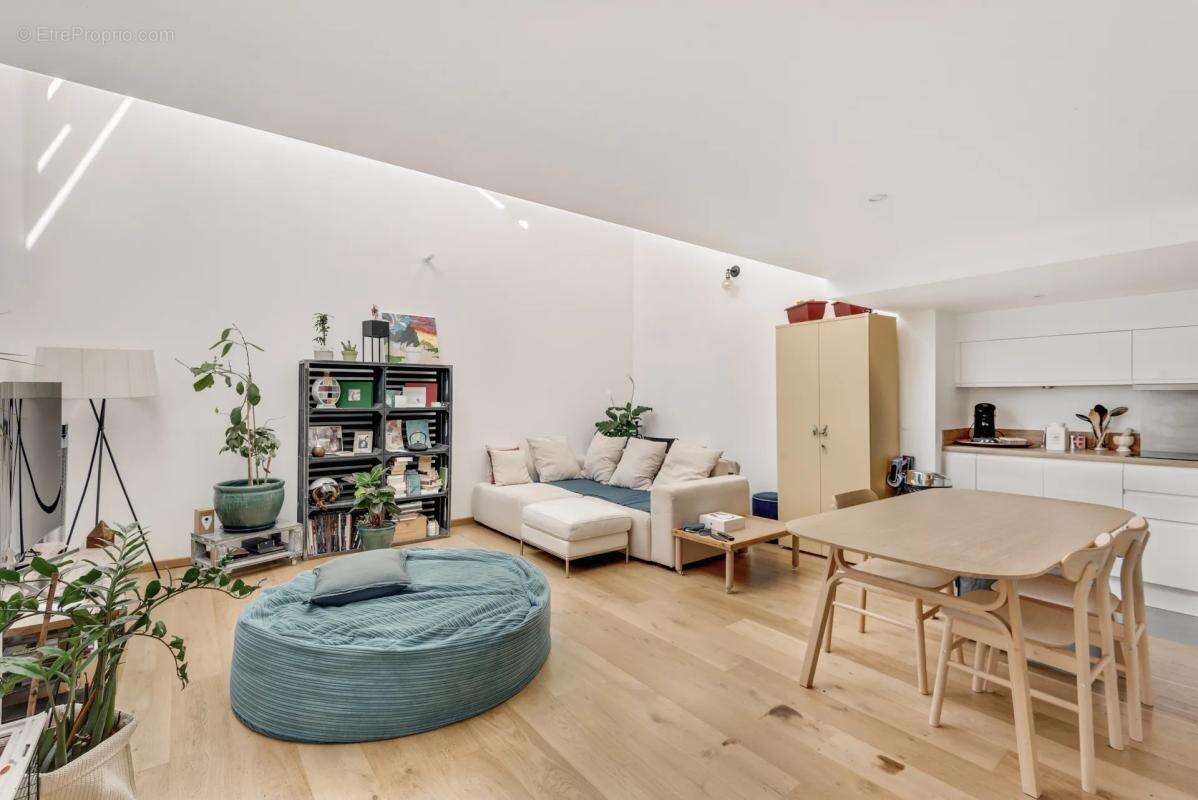 Appartement à COLOMBES
