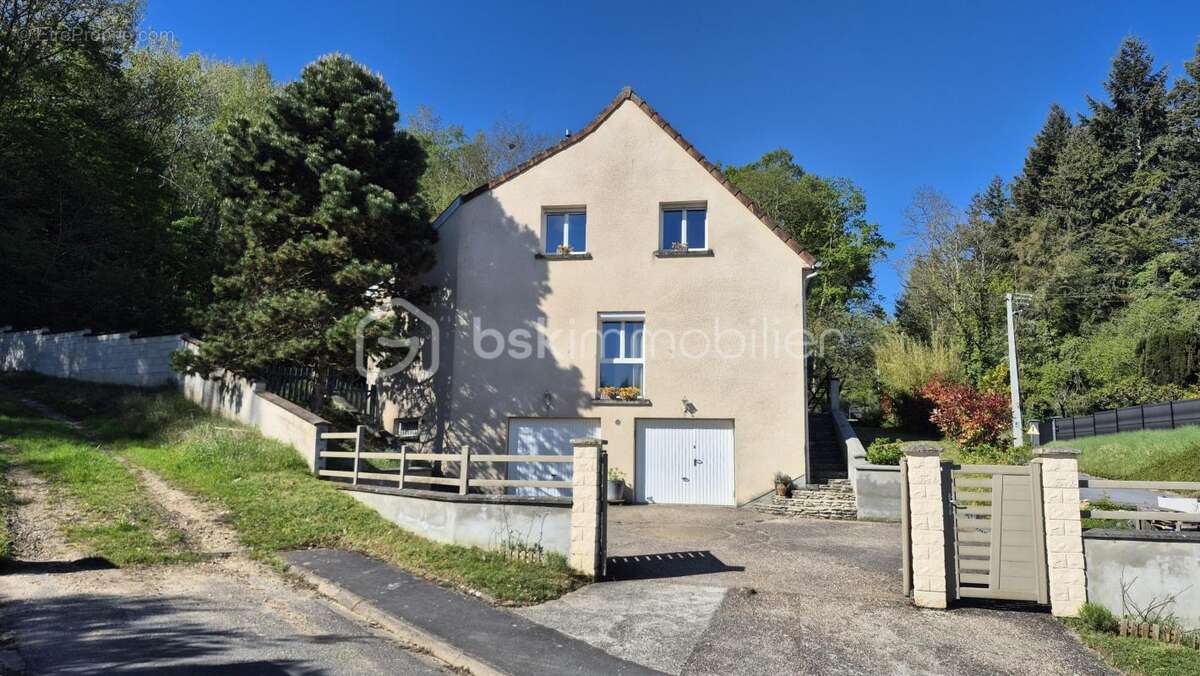 Maison à CORMICY