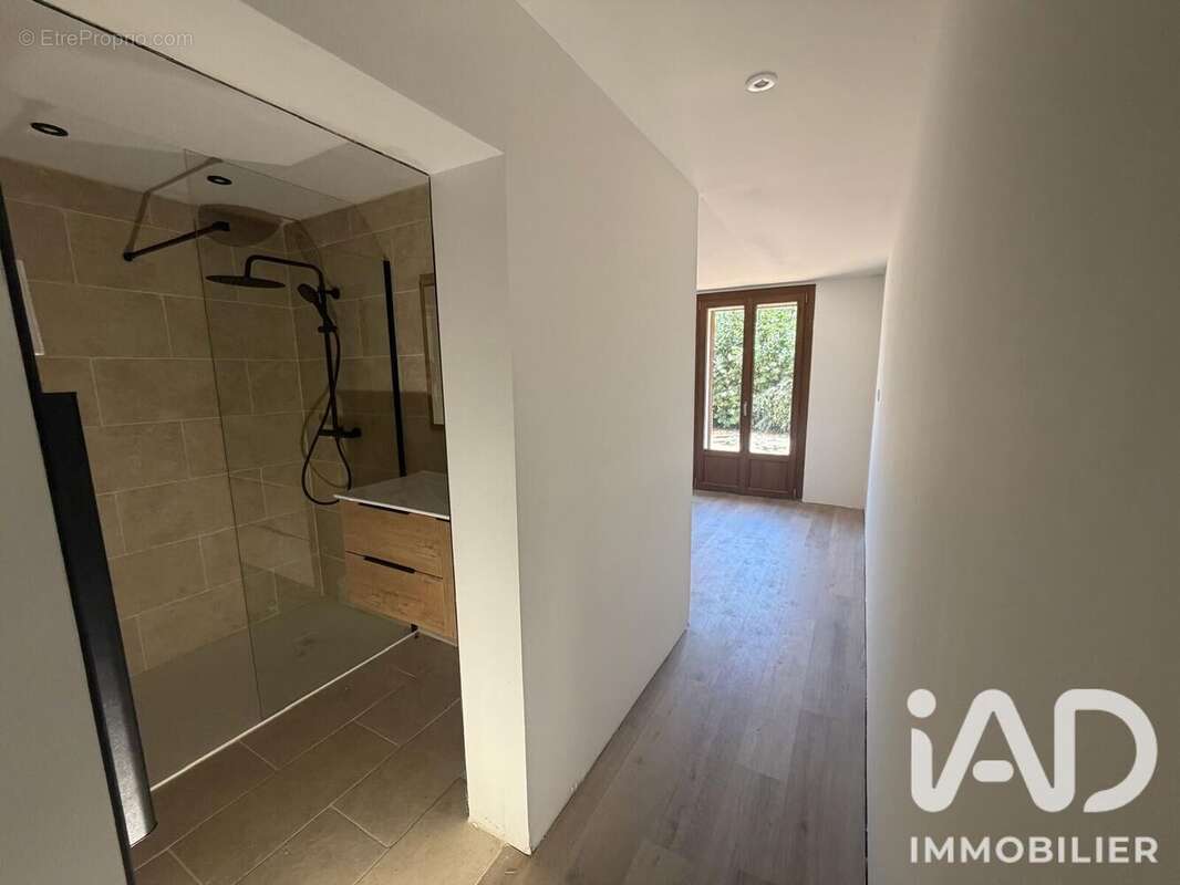 Appartement 90 m² à Embrun  - photo 4