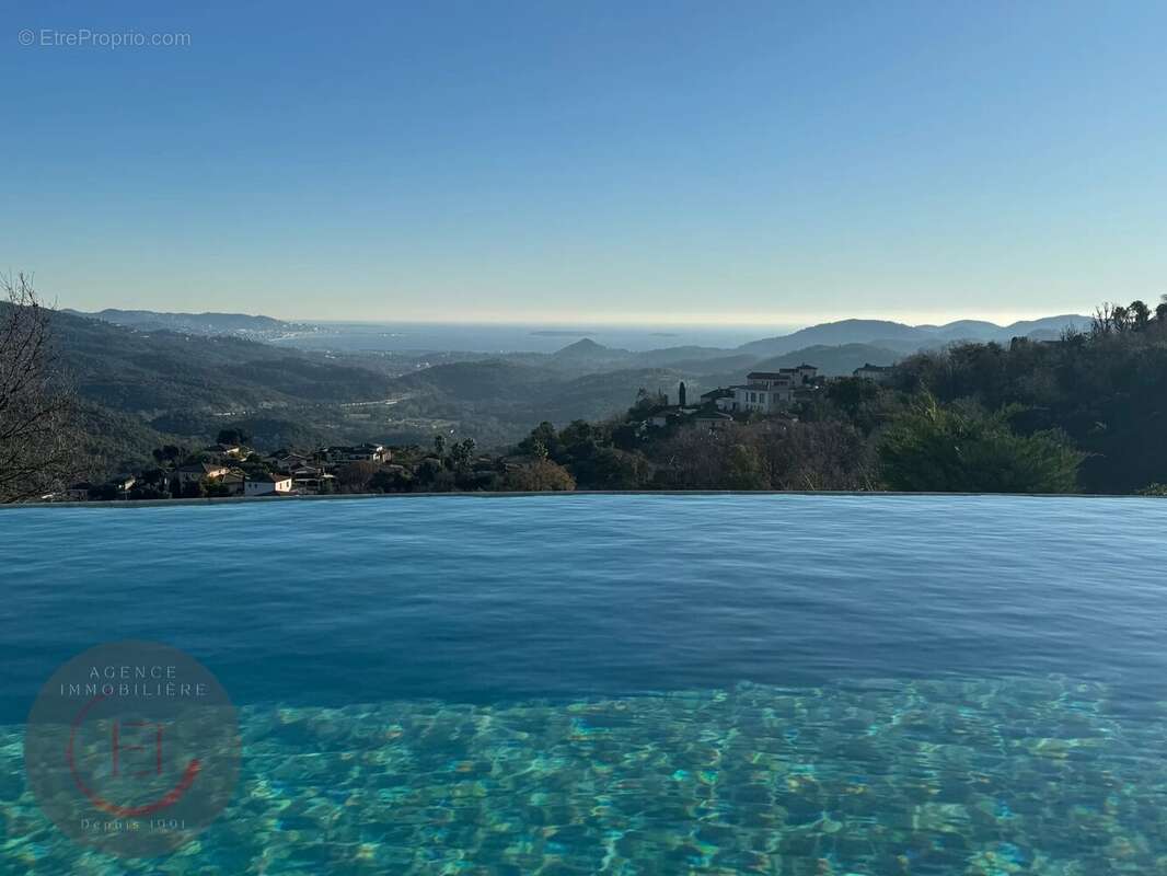 Maison à LES ADRETS-DE-L'ESTEREL