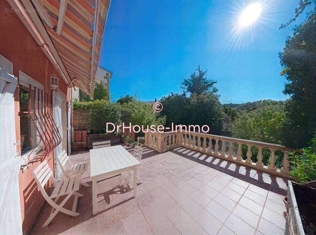 Maison à SAINT-CANNAT