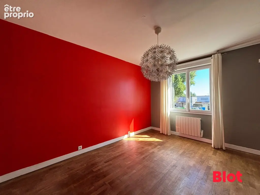 Maison 9 pièces 122 m² à vendre à Crevin (35320) - photo 4