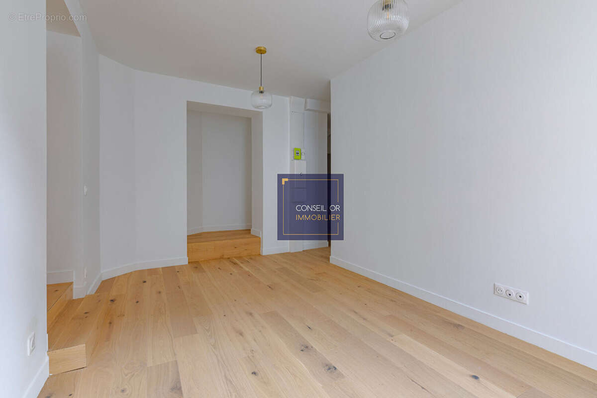 Appartement à SAINT-GENIS-LAVAL