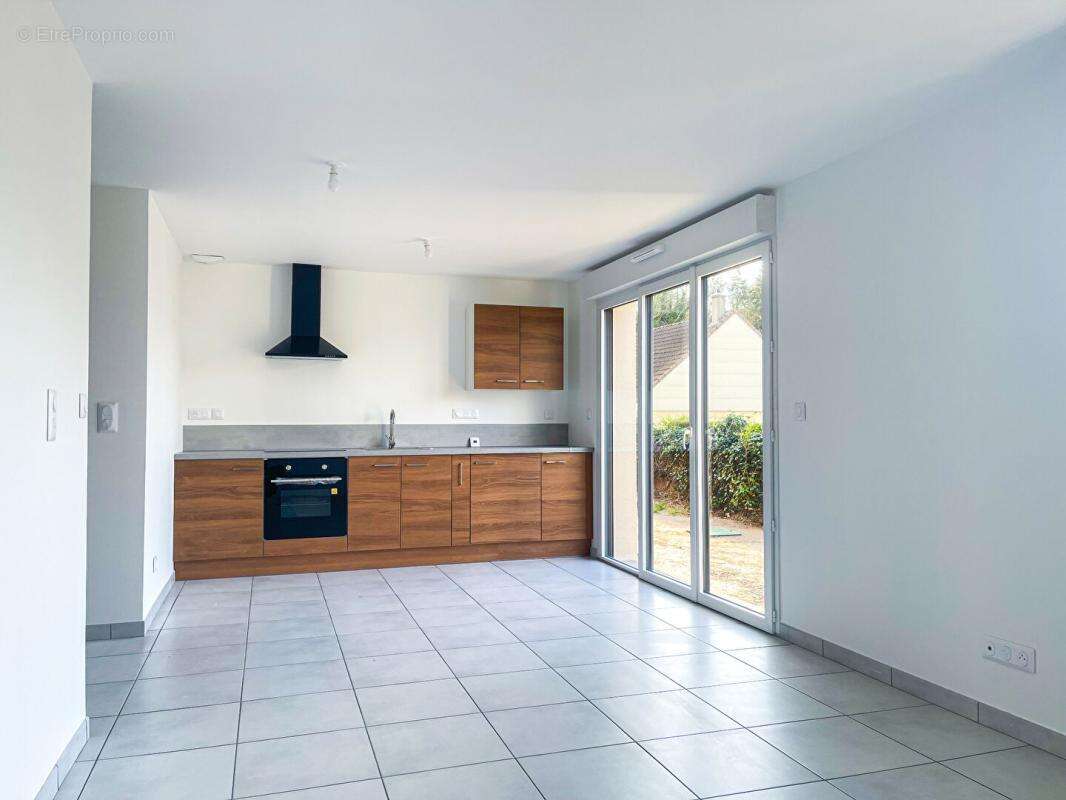 Maison à PETIT-COURONNE