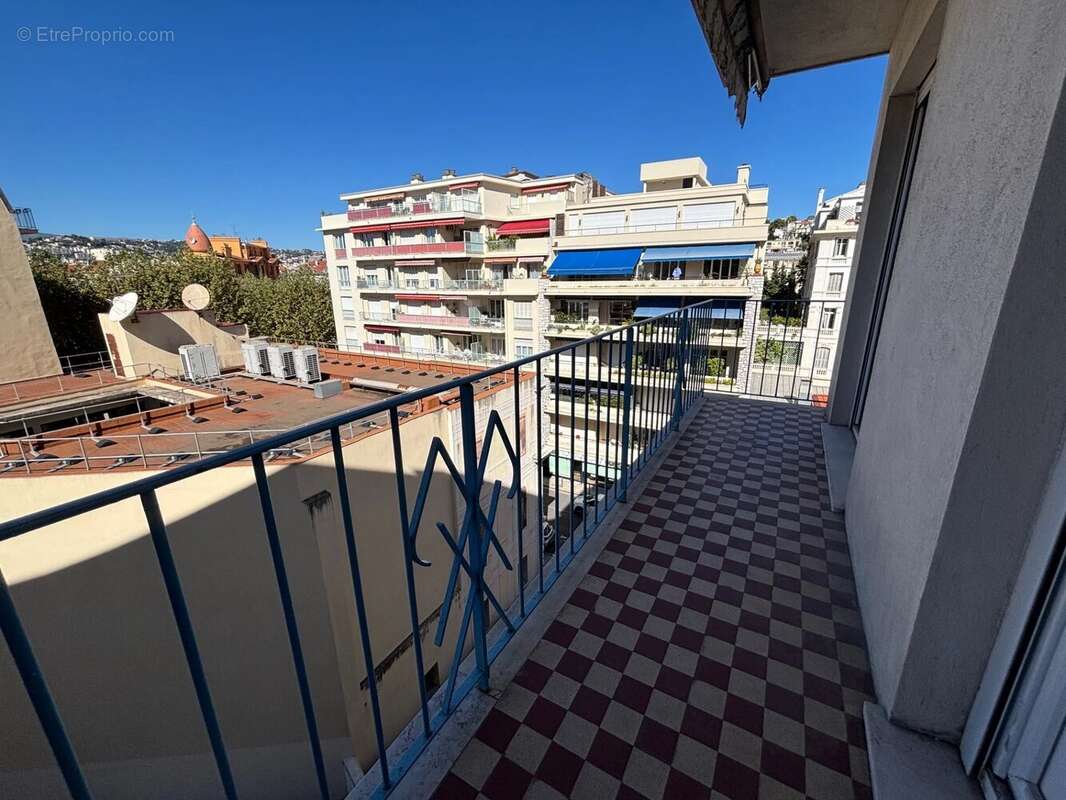 Appartement à NICE