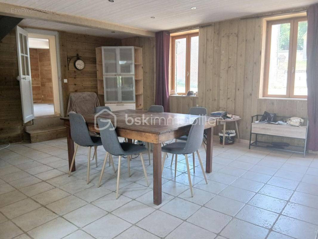 Charmante maison de 7 pieces - photo 2