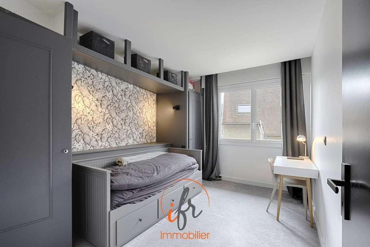 Appartement à LA TOUR-DU-PIN