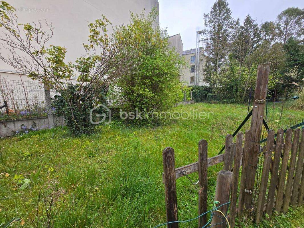 Appartement à LA GUERCHE-SUR-L'AUBOIS