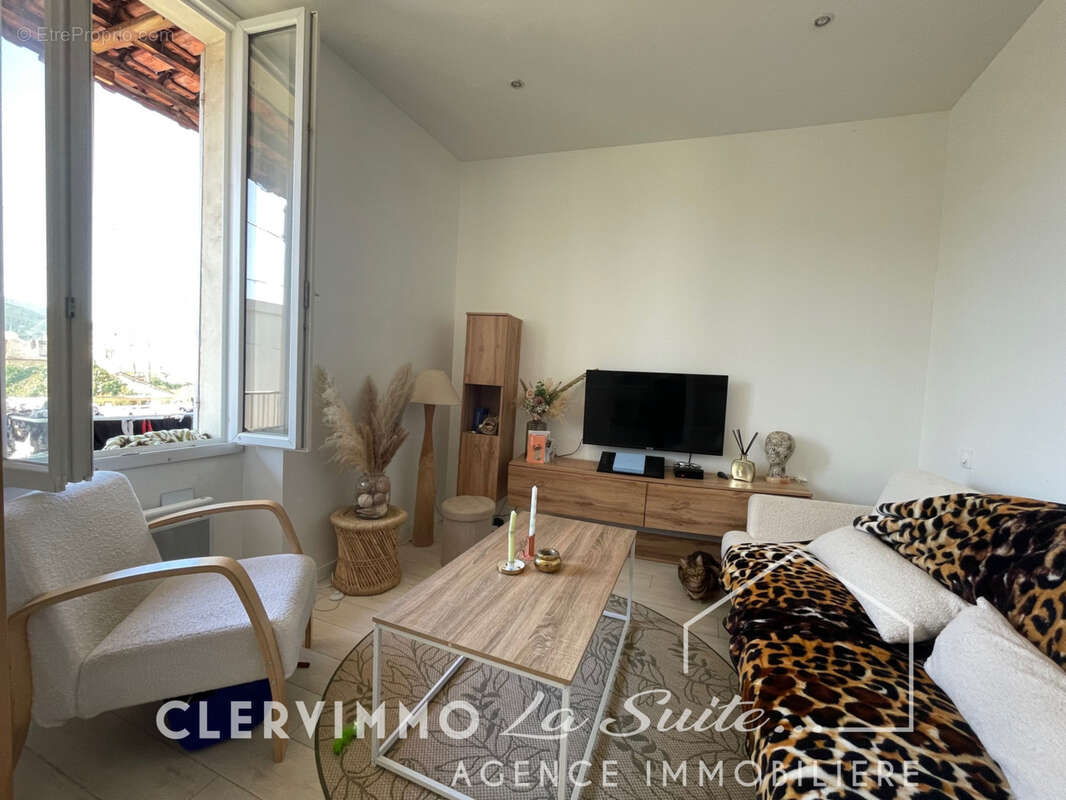 Appartement à MARSEILLE-11E