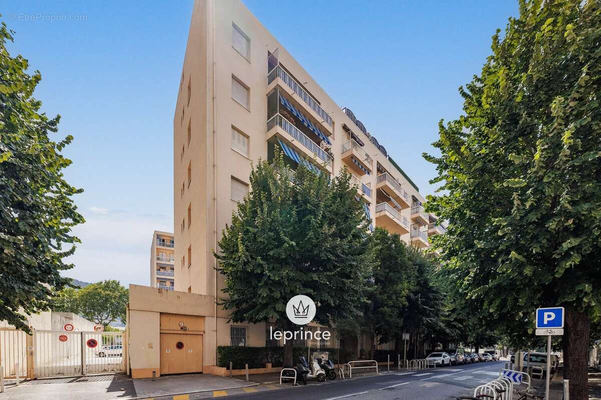 Nice Pasteur : 5 Pièces - Terrasses - Parking - Cave - photo 22