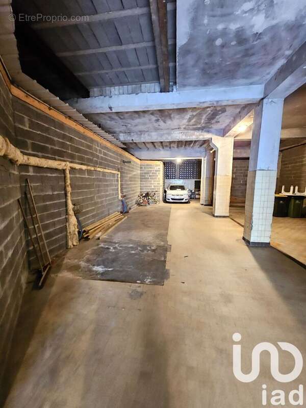 Photo 2 - Parking à NILVANGE