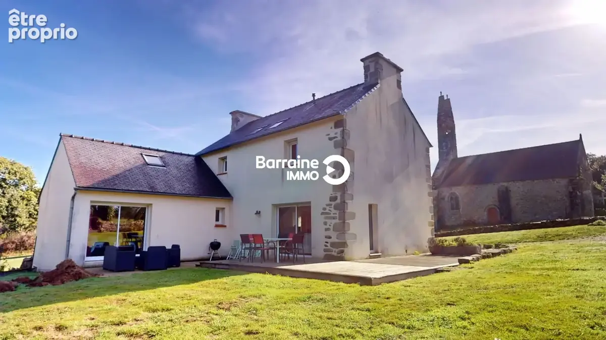 BARRAINE IMMO : Ensemble immobilier de charme - Maisons en pierre rénovées en 2015 - Hangar - 8500m²  de terrain - Réf : PZ00401 - photo 21