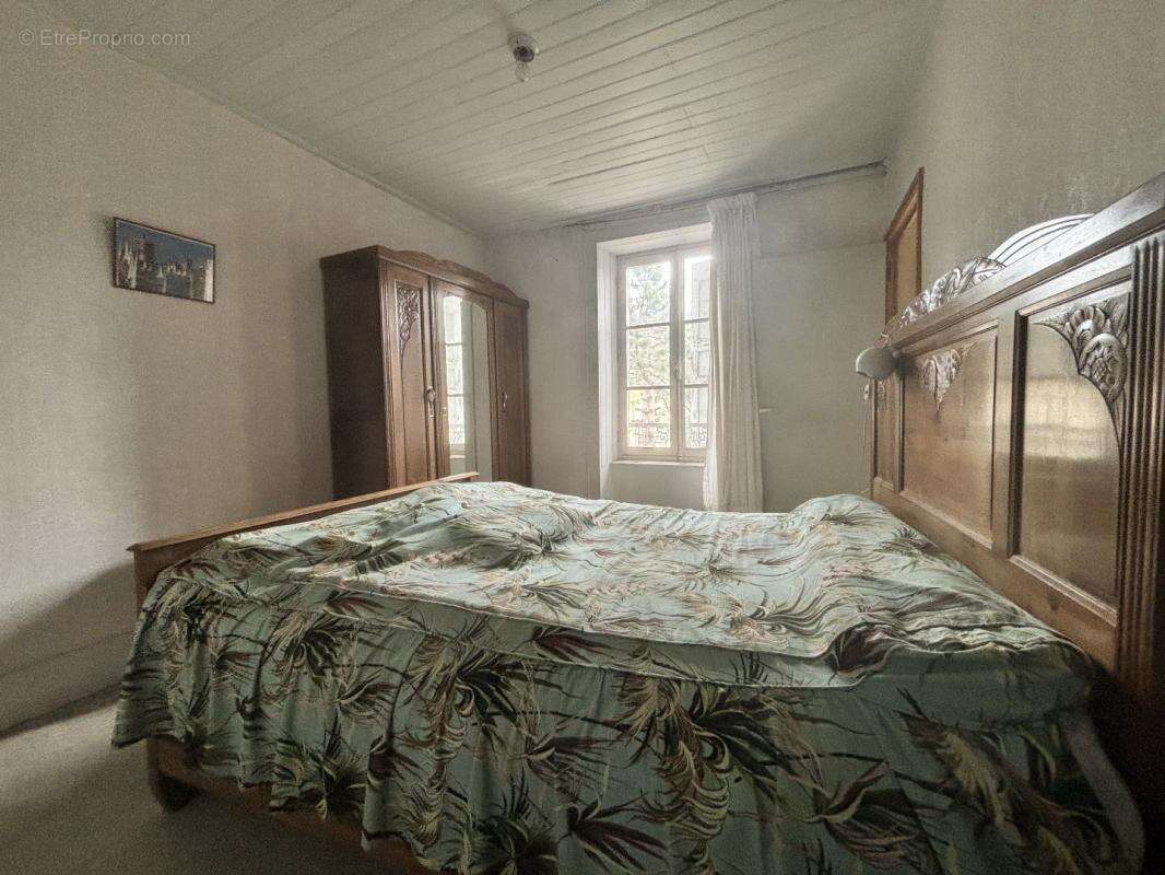 Maison à SAINT-MARTIN-VALMEROUX