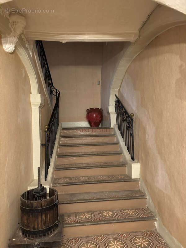 Maison à MONTPEYROUX