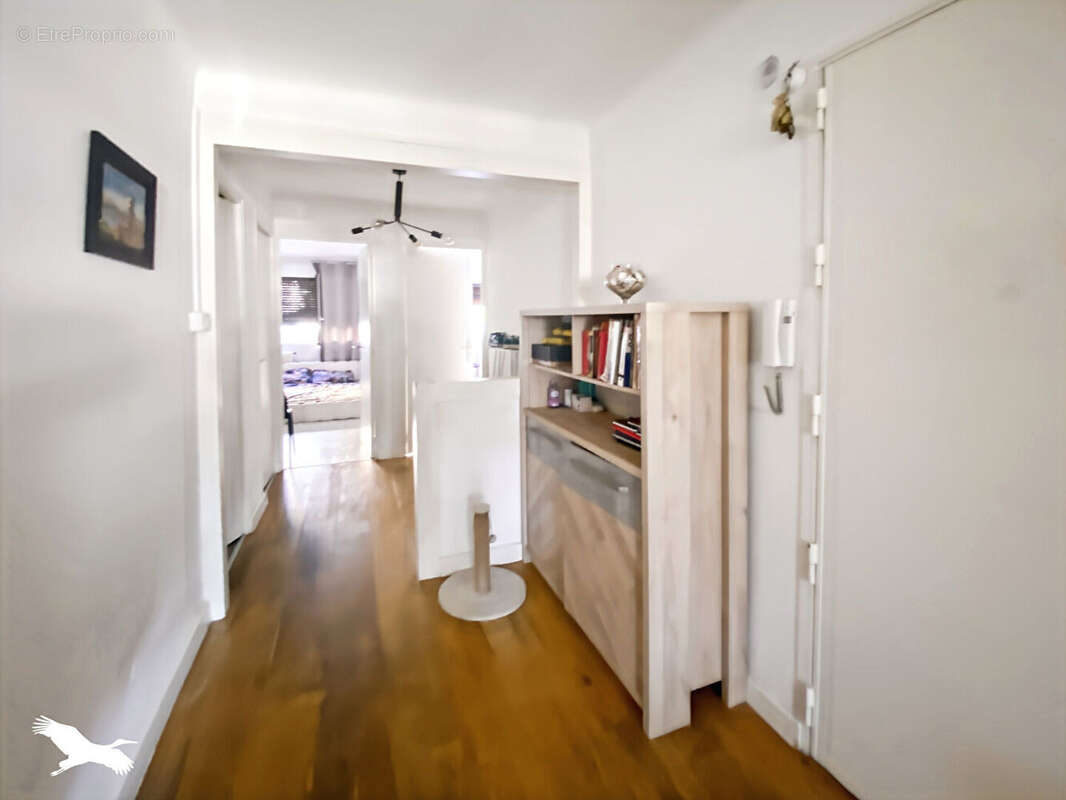 INVEST - Appartement Marseille 3 pièce(s) 63 m2 - photo 8