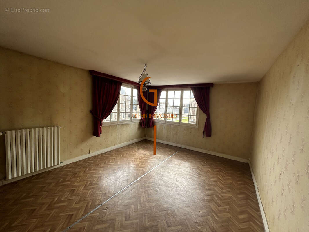 Maison à GONNEVILLE-LA-MALLET