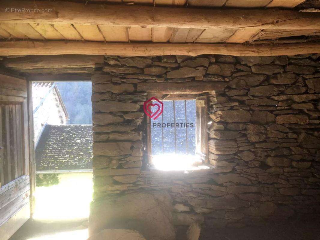 Maison à LE PORT