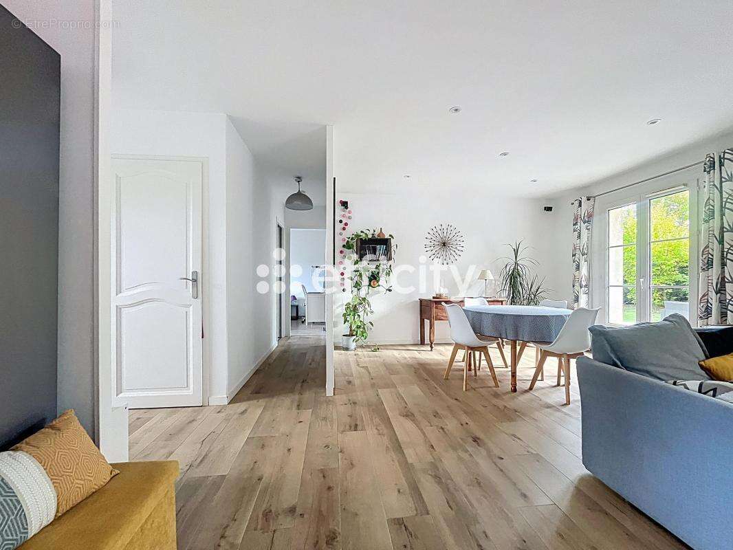 Maison à SAINT-AVERTIN