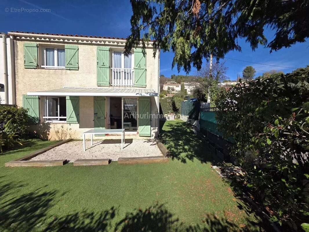 Maison à DRAGUIGNAN