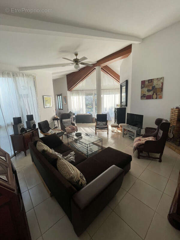 Maison à LES PORTES-EN-RE