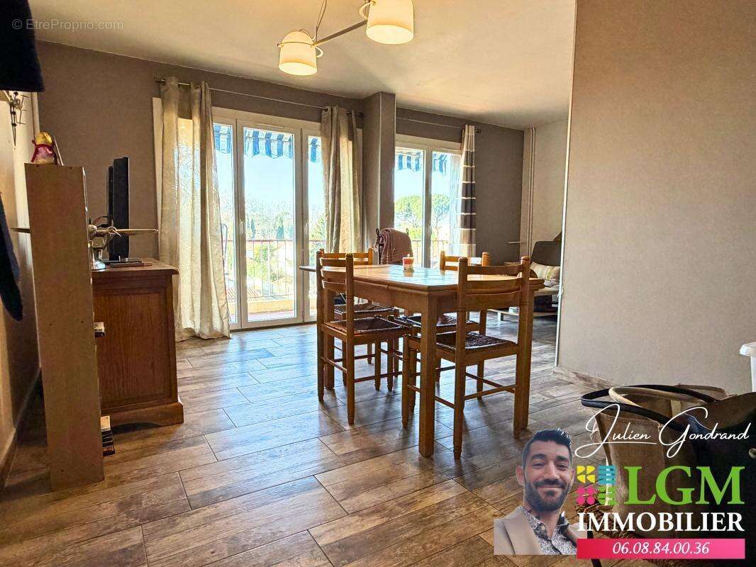 Appartement à NIMES