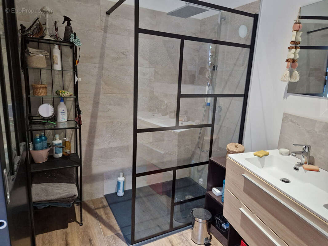 Appartement à VALLAN