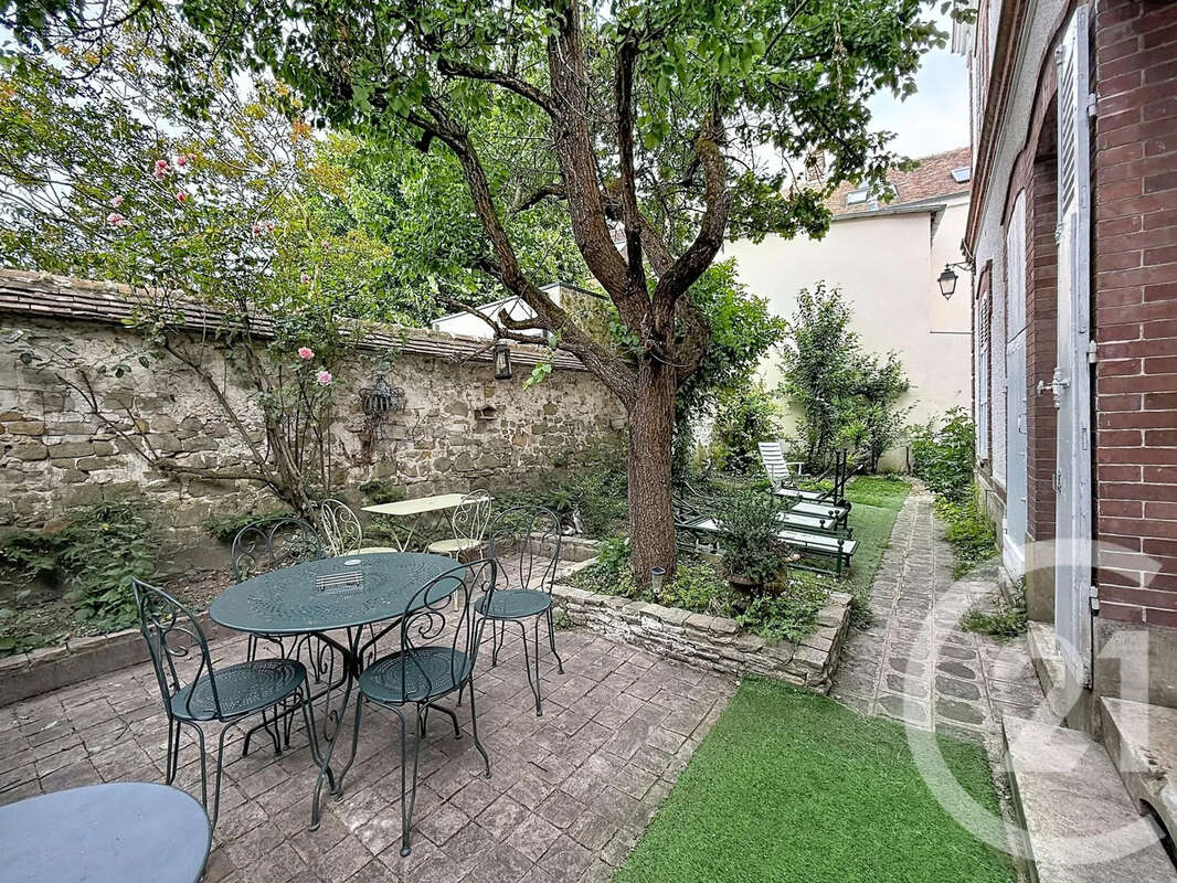 Maison 216 m² à Fontainebleau  - photo 3
