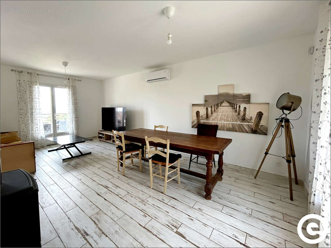 Maison à PONT-SUR-YONNE