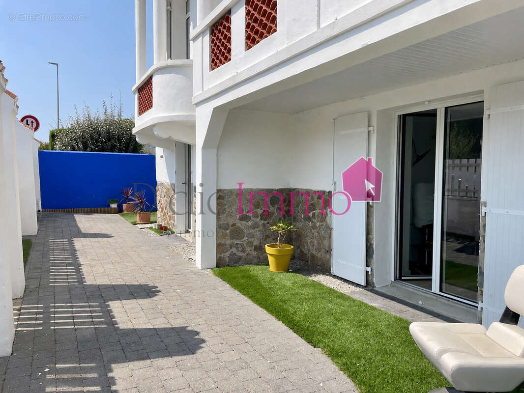 Appartement de caractère situé sur la corniche ! - photo 19