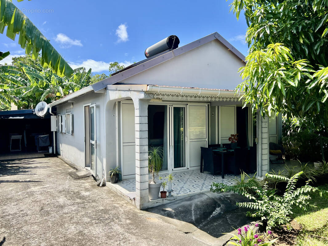 Maison à SAINT-PHILIPPE