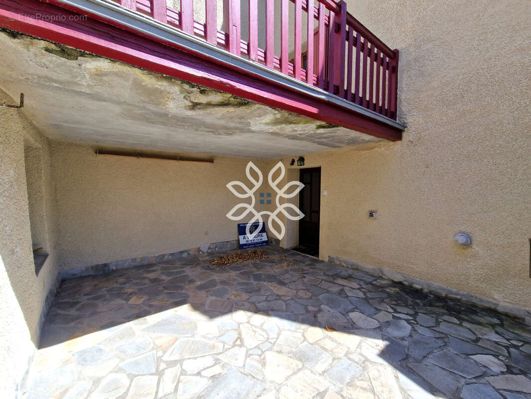 Maison en pierre de caractère au cœur de Lamothe - photo 26