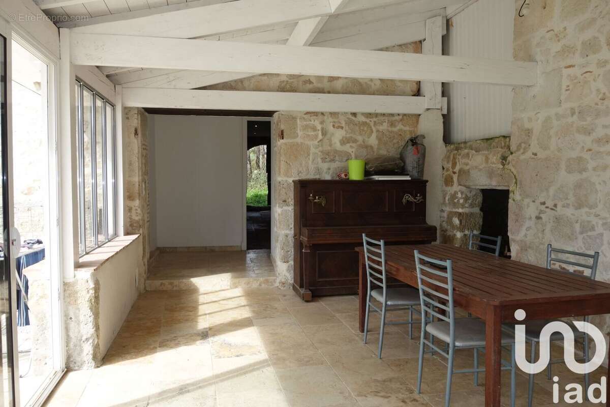 Photo 8 - Maison à PONT-DU-CASSE