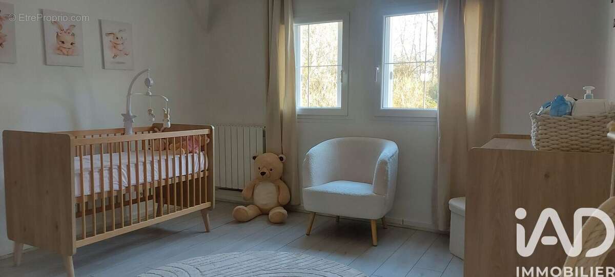 Photo 7 - Maison à MONTEREAU-FAULT-YONNE