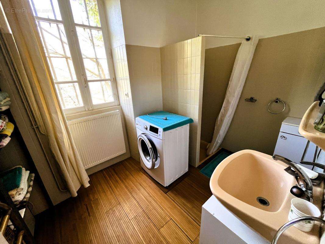 Maison à SAINT-ALBAN-AURIOLLES