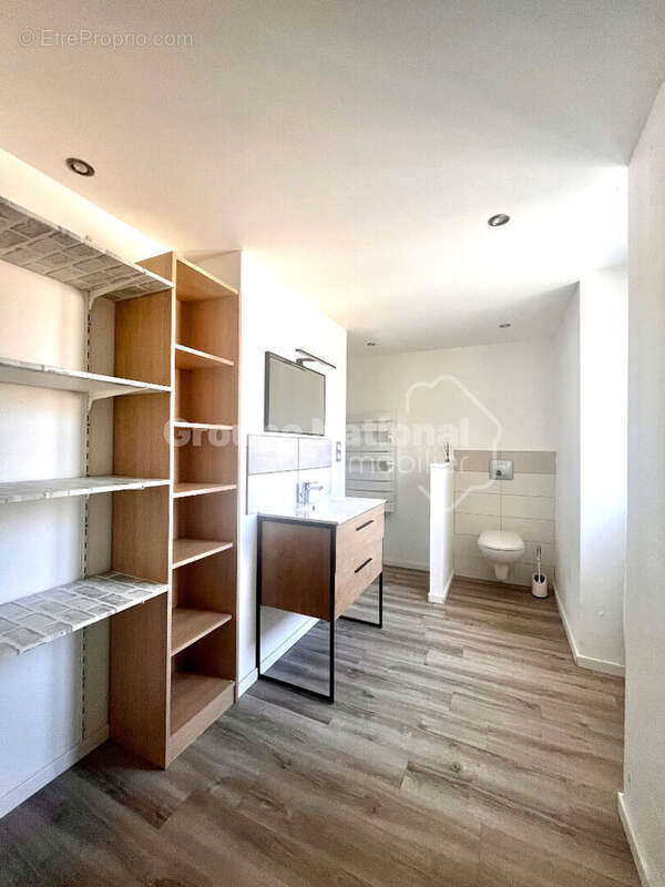 Maison 3 chambres avec  cour et dépendances - photo 7